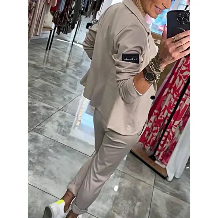 BELINDA | ELEGANT & COMFY TWO-PIECE SUIT