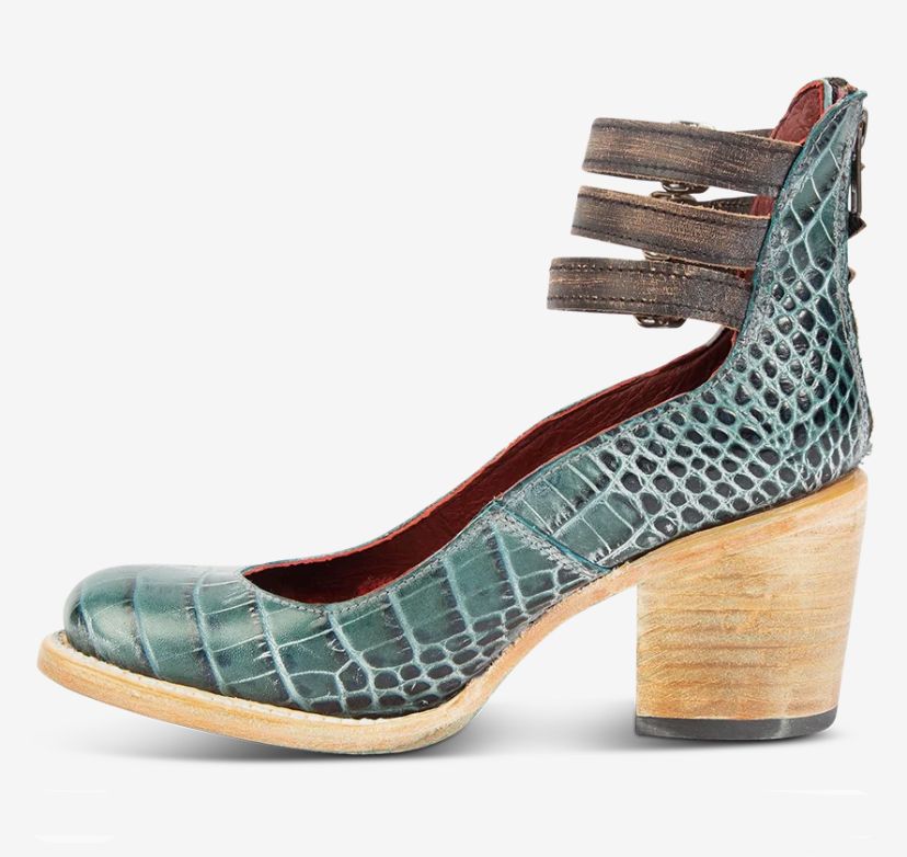Ava | Vintage Pumps